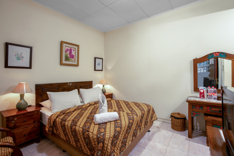 Bedroom 4, Sekararum Butik Syariah Guesthouse, Bandung
