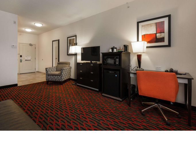 Bedroom 4, Hampton Inn & Suites by Hilton Lethbridge, Division No. 2