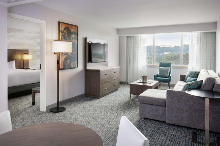 Bedroom 2, Doubletree By Hilton Birmingham Perimeter Park, Jefferson