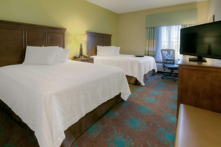 Bedroom 3, Hampton Inn & Suites Destin, Okaloosa