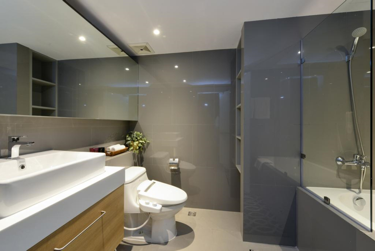 Bedroom 5, Aspira Tropical Residence Thonglor, Wattana