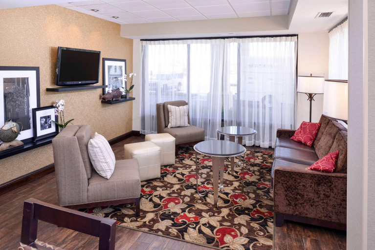 Public Area 2, Hampton Inn Gadsden, Etowah