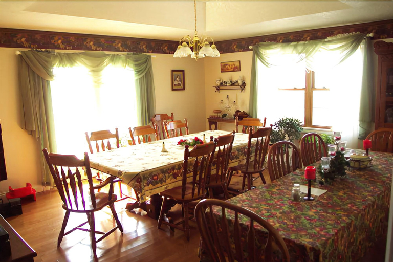 Food & Drinks 5, Heritage Homestead Inn, Daviess