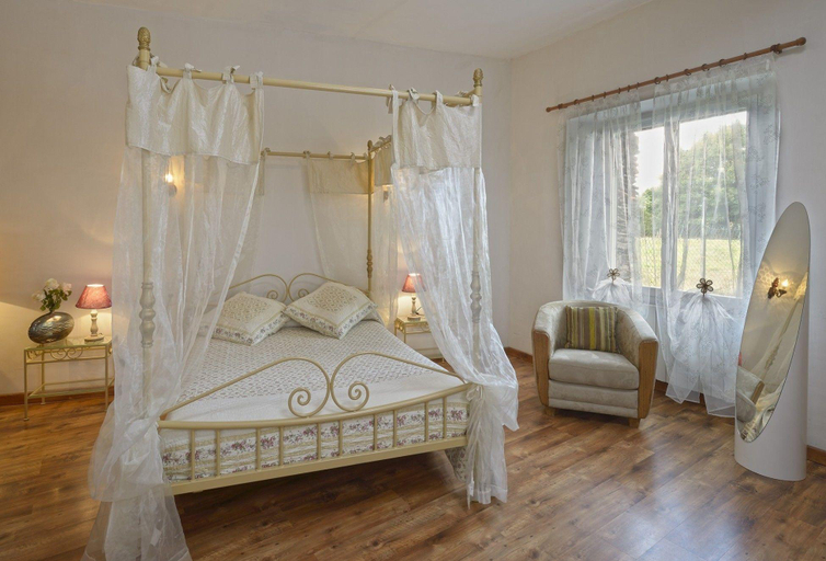 Bedroom 3, Domaine De La Cour, Maine-et-Loire
