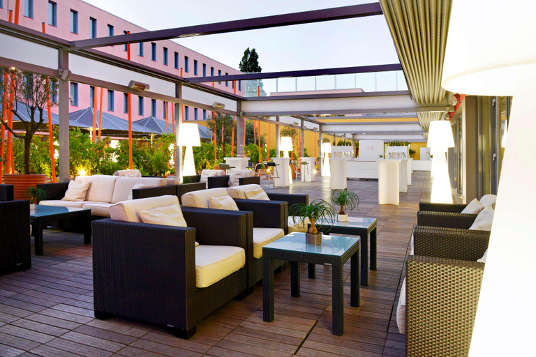 Public Area 4, Radisson Blu Hotel Toulouse Airport, Haute-Garonne