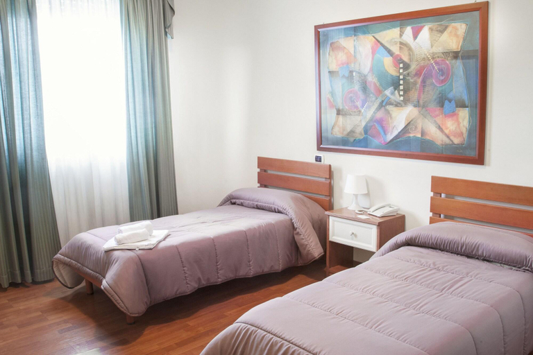 Bedroom 3, Blu Hotel, Benevento