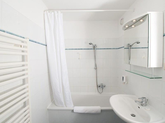 Bathroom 4, Apartments am Brandenburger Tor, Berlin