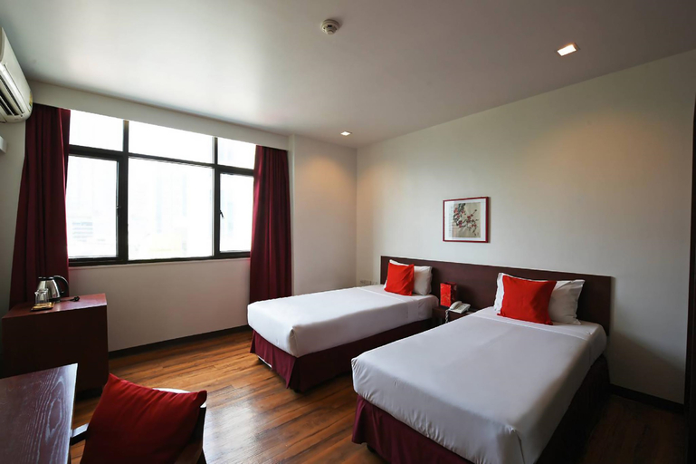 Bedroom 4, Ruamchitt Plaza Hotel, Wattana