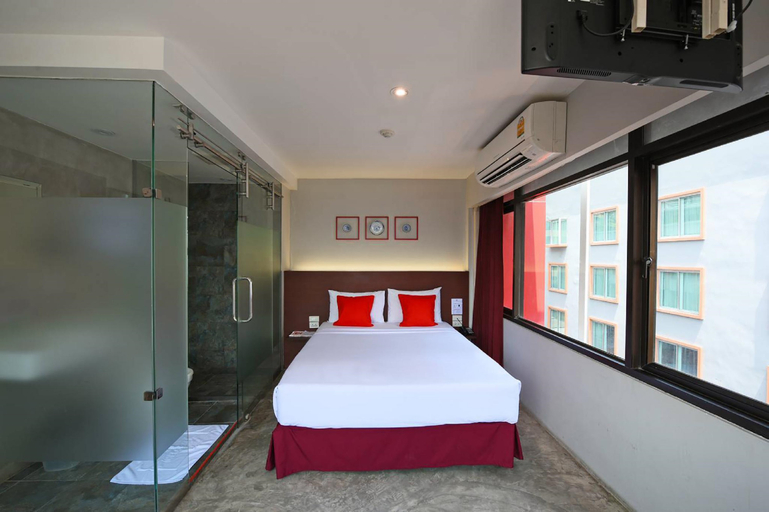 Bedroom 4, Ruamchitt Plaza Hotel, Wattana