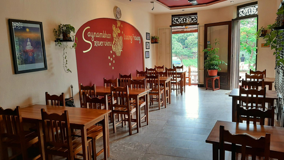 Food & Drinks 5, Saynamkhan River View, Luang Prabang