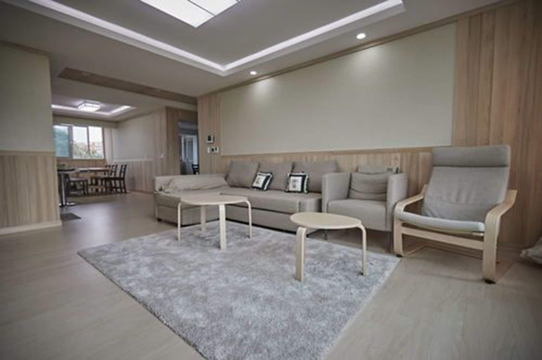 Public Area 2, Jeju Ara Stay Pension, Jeju