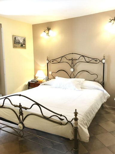 Bedroom 3, Colomba Hotel Centre-Ville Historique, Corse-du-Sud