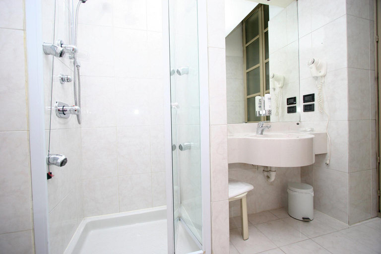 Bathroom 4, Sure Hotel by Best Western Turin City Centre, Torino