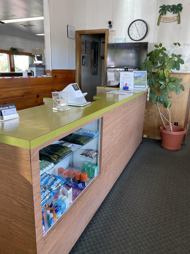 Public Area 3, Oasis Botique Motel, Colfax
