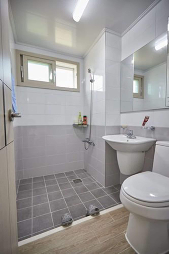 Bathroom 4, Jeju Ara Stay Pension, Jeju