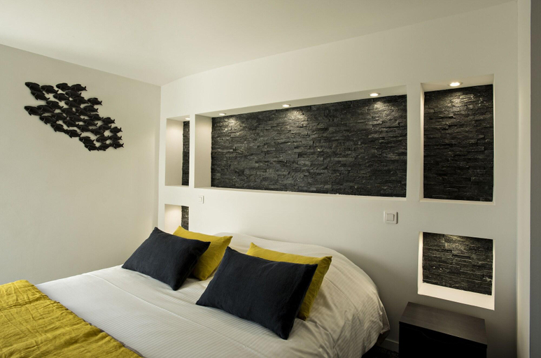 Bedroom 3, Hôtel Le Mistral, Bouches-du-Rhône