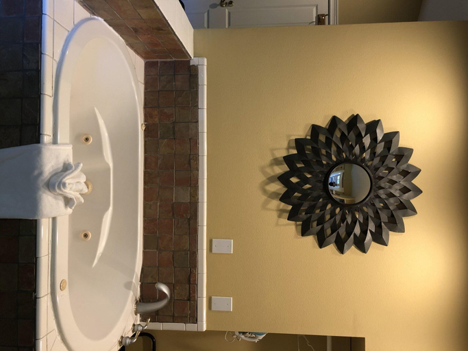 Bathroom 4, Glen Ellen Inn, Sonoma