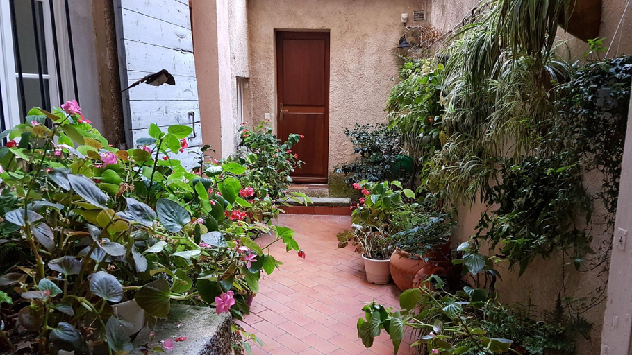 Public Area 3, Hôtel Cardinal, Bouches-du-Rhône
