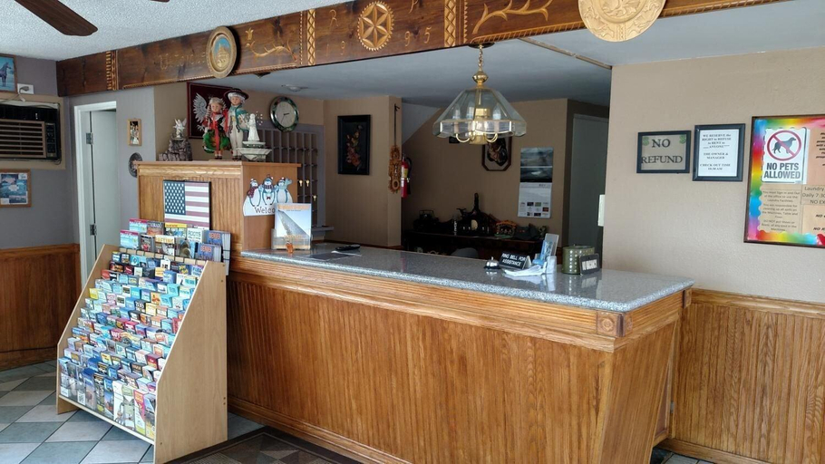 Public Area 3, Modern Motel, El Paso