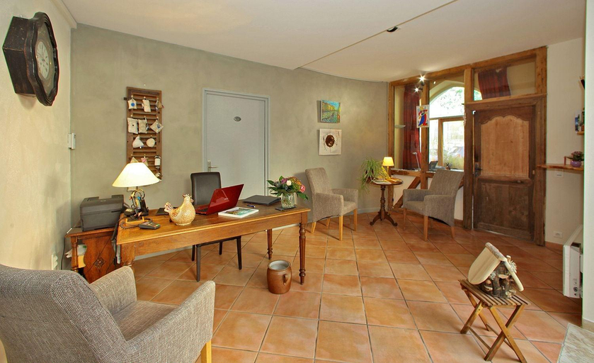 Public Area 2, Hôtel Le Quatorze, Lot
