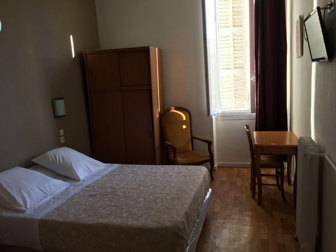 Bedroom 5, Hotel Manon, Bouches-du-Rhône
