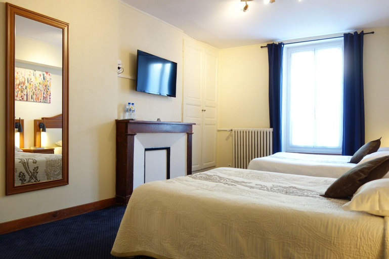 Bedroom 4, Logis Hotel Central Montargis, Loiret