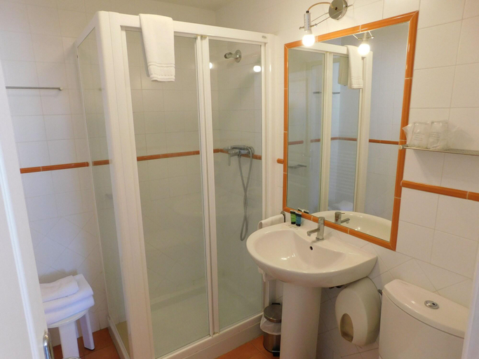 Bathroom 5, Hotel Palacete, Guipúzcoa