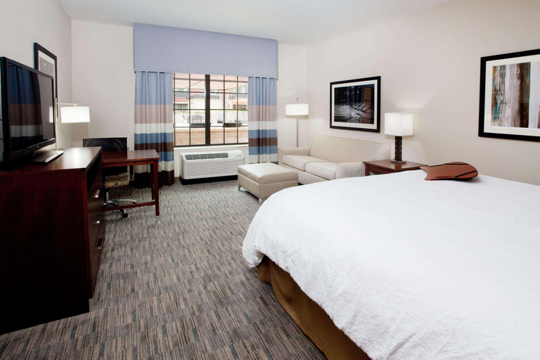 Bedroom 3, Hampton Inn & Suites Chapel Hill-Carrboro/Downtown, Orange