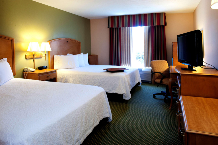 Bedroom 3, Hampton Inn Richfield, UT, Sevier
