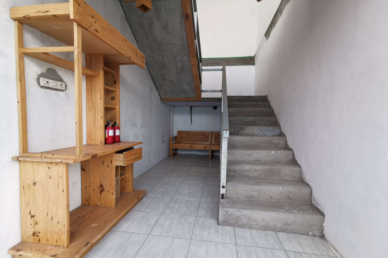 Others 3, OYO 1291 Asipra House, Banyuwangi