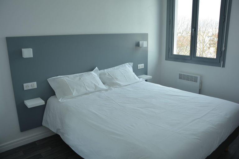 Bedroom 5, Le Matisse, Pyrénées-Atlantiques