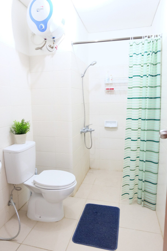 Bathroom 5, Min 2 nights 1BR @ Woodland Park Residence Kalibata, Jakarta Selatan