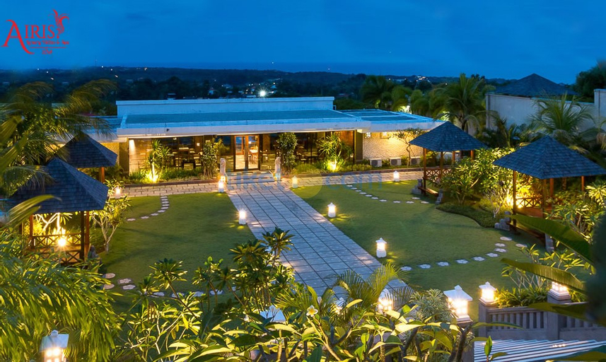 Exterior & Views 8