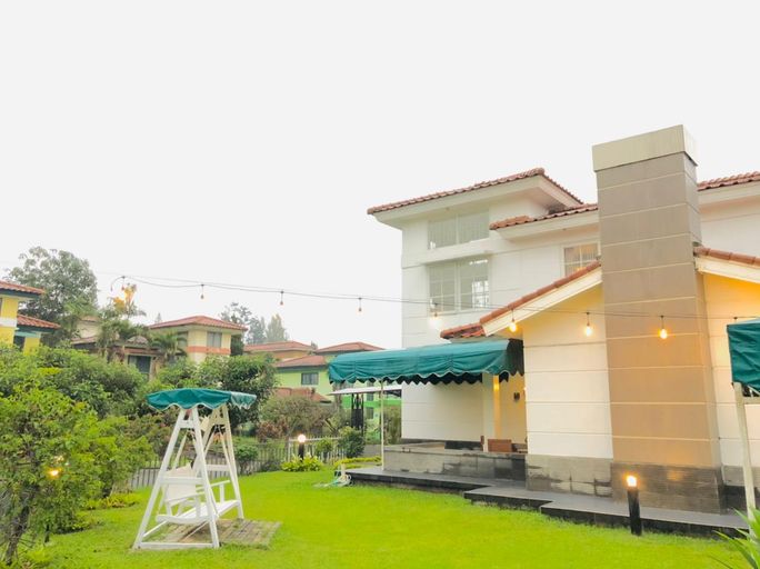 Exterior & Views 2, Woodhill Villa Kota Bunga by Citrus House, Bogor