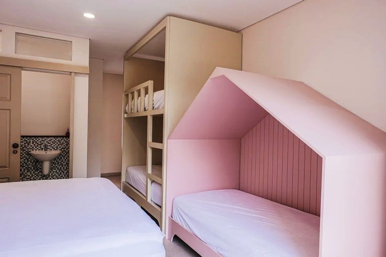Gluck Room, Bandung