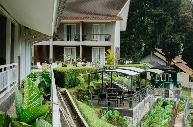 Exterior & Views 4, Ariandri Resort Puncak, Bogor