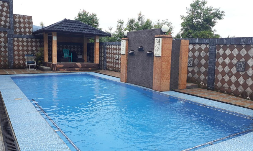 Sport & Beauty 2, 4BR Villa Faher Puncak with Private Pool, Bogor