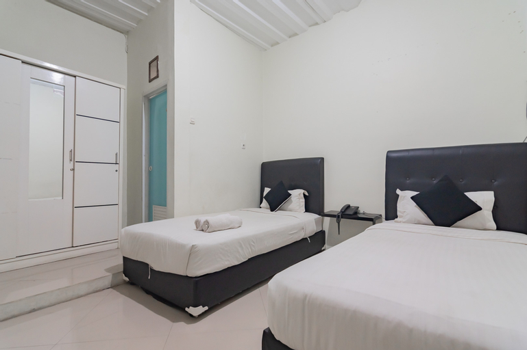 Bedroom 25