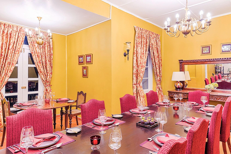 Food & Drinks 5, Strathdon by Zinc Journeys, Ambagamuwa