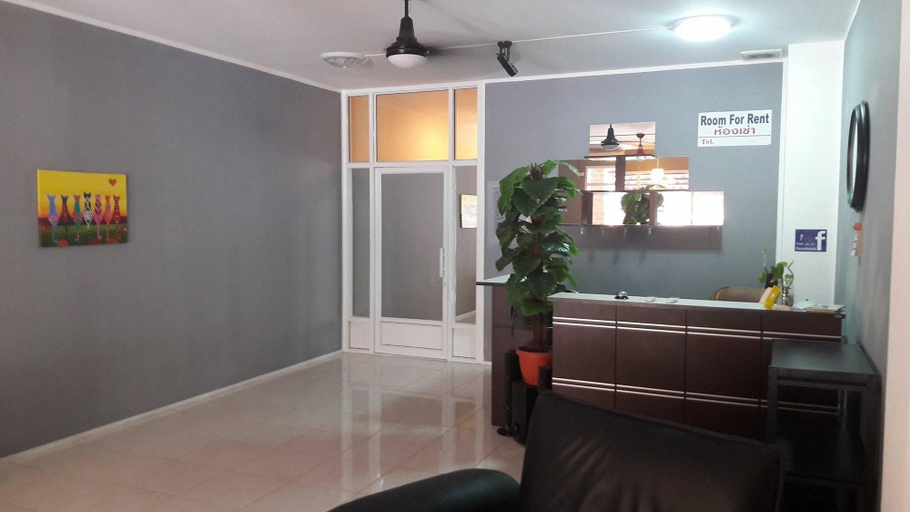 Public Area 2, Room 4 Smart Travelers Rawai, Phuket Island
