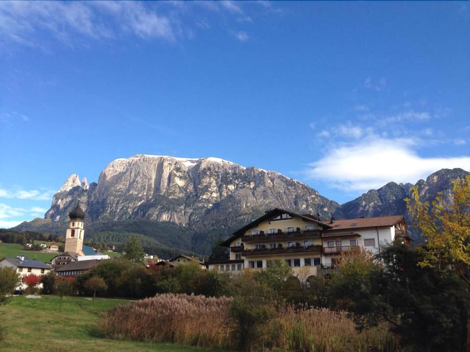 Exterior & Views 2, Gartenhotel Völser Hof - Adults Only, Bolzano
