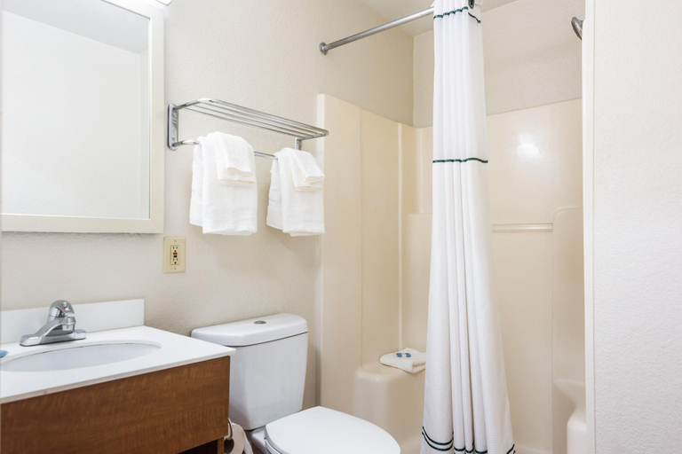 Bathroom, HomeTowne Studios Rancho Cordova, Sacramento