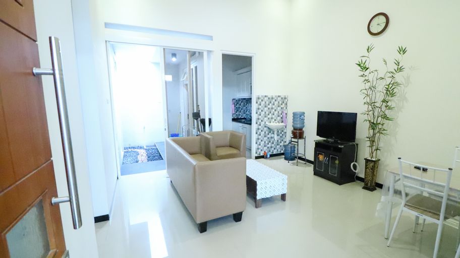Dining Room 2, Villa Harmoni Syariah by Masterpiece Villa, Malang
