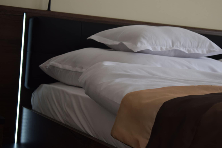 Bedroom 4, Aparthotel Orient, Eger