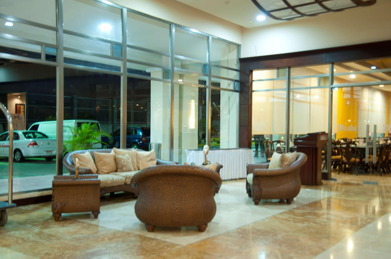 Public Area 4, Radisson Colon 2000, Colón