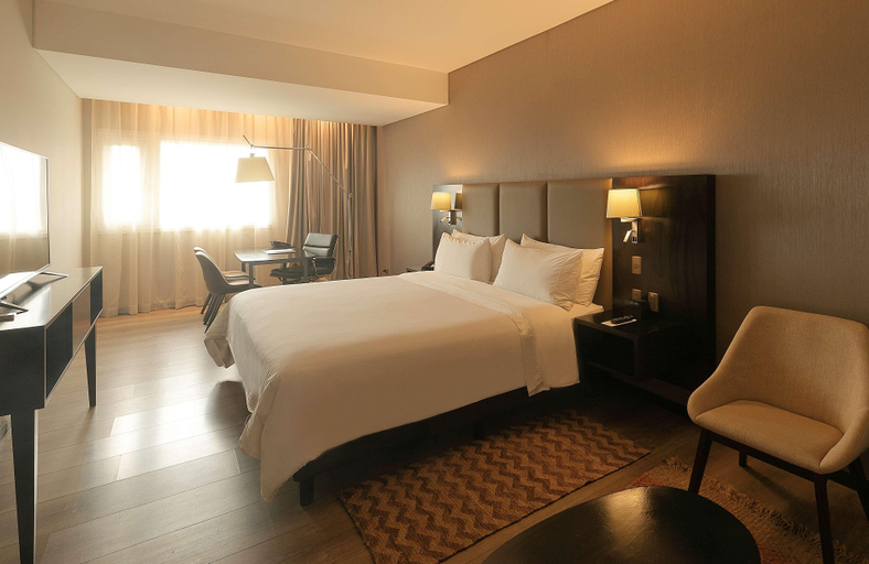 Bedroom 3, Radisson Hotel Santa Cruz, Andrés Ibáñez