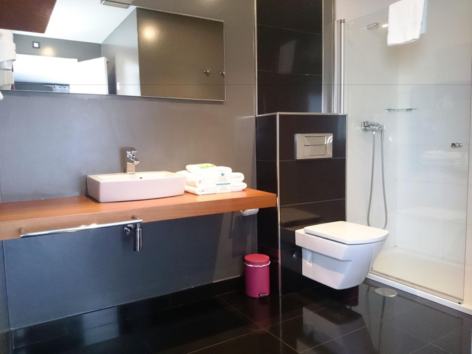 Bathroom 4, A Finca Hotel, Lugo