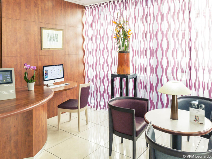 Public Area 4, Mercure Béziers Hotel, Hérault