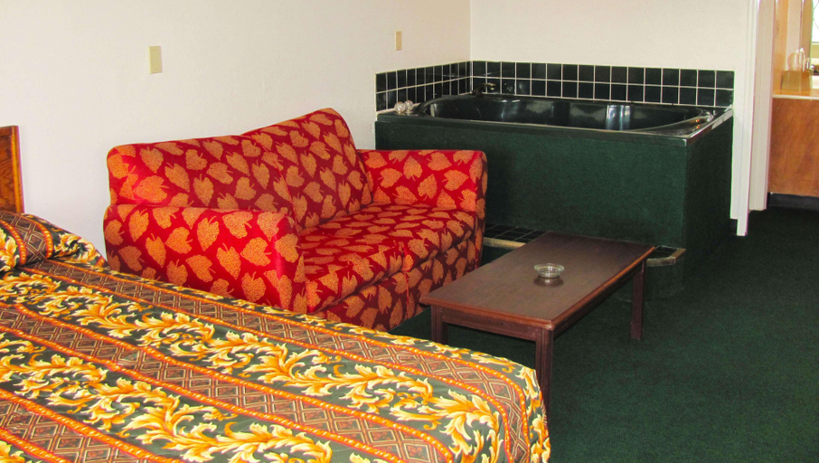 Bedroom 4, M Star Columbus North, Franklin