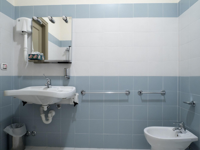 Bathroom 5, Antico Convento San Francesco, Ravenna